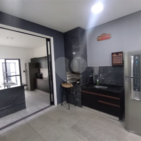Casa à venda com 3 quartos, sendo 1 suíte, em Vila Santana, Itapetininga, SP