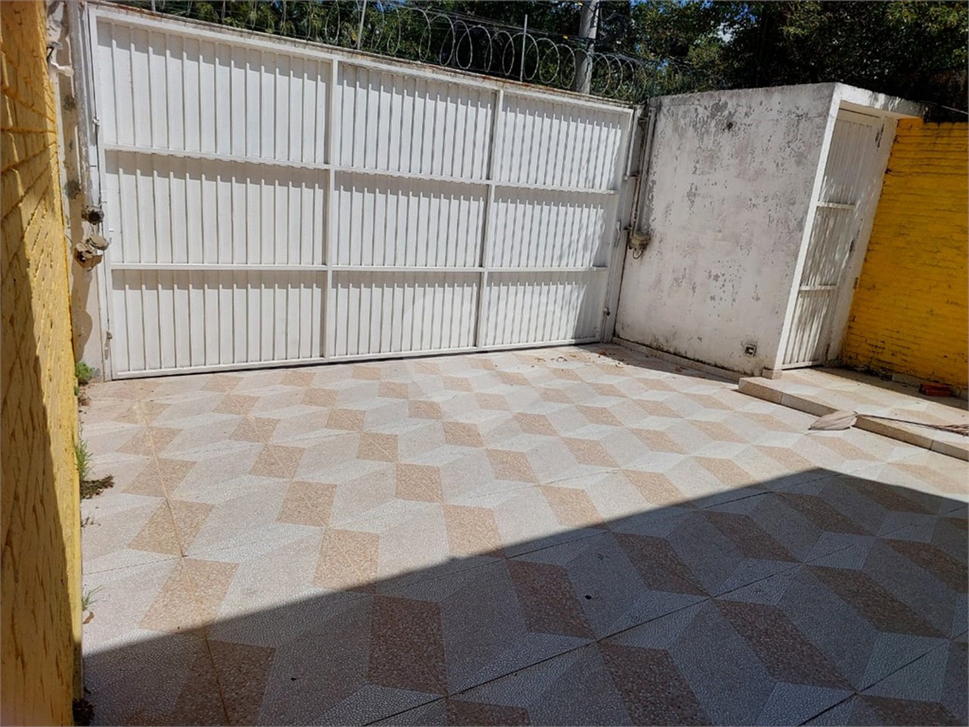 Sobrado à venda com 11 quartos, sendo 4 suítes, em Jardim Morumbi, São Paulo, SP