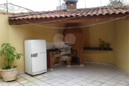 Casa à venda com 3 quartos, sendo 1 suíte, em Vila Nova Carolina, São Paulo, SP