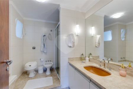 Apartamento à venda com 3 quartos, sendo 1 suíte,  em Granja Julieta, São Paulo, SP