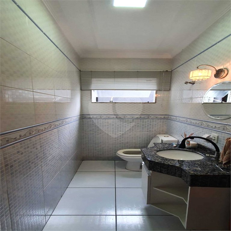 Casa à venda com 3 suítes no condomínio Portal dos Ipês, Indaiatuba - SP