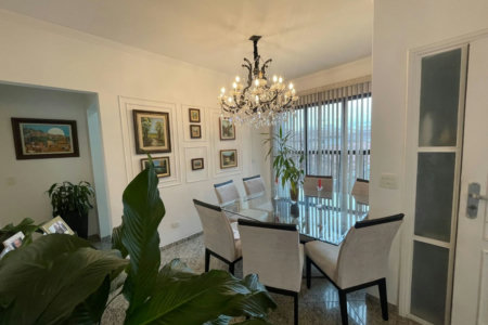 Apartamento 3 dormitórios com 2 suítes, 2 vagas demarcadas, no Embaré, Santos