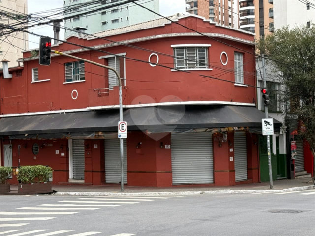 Prédio à venda em Vila Mariana, São Paulo, SP