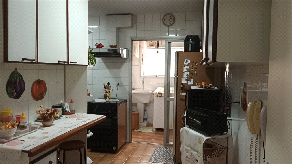 Apartamento à venda com 3 quartos, sendo 1 suíte, em Vila Mariana, São Paulo, SP