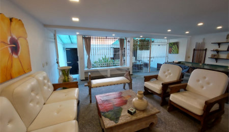 Casa de Vila à venda com 4 quartos, sendo 2 suítes,  em Tijuca, Rio de Janeiro, RJ
