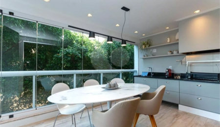 Apartamento à venda com 3 quartos, sendo 2 suítes,  em Água Branca, São Paulo, SP