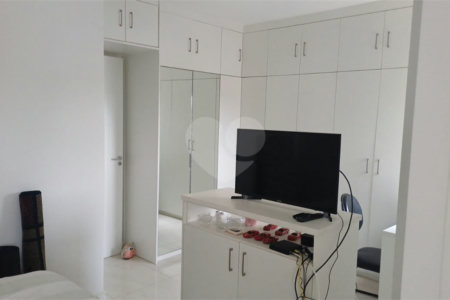 Apartamento à venda com 1 suíte em Km 18, Osasco, SP