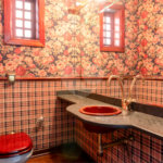 Casa à venda com 4 quartos, sendo 3 suítes,  no condomínio Vila das Flores, São Paulo - SP