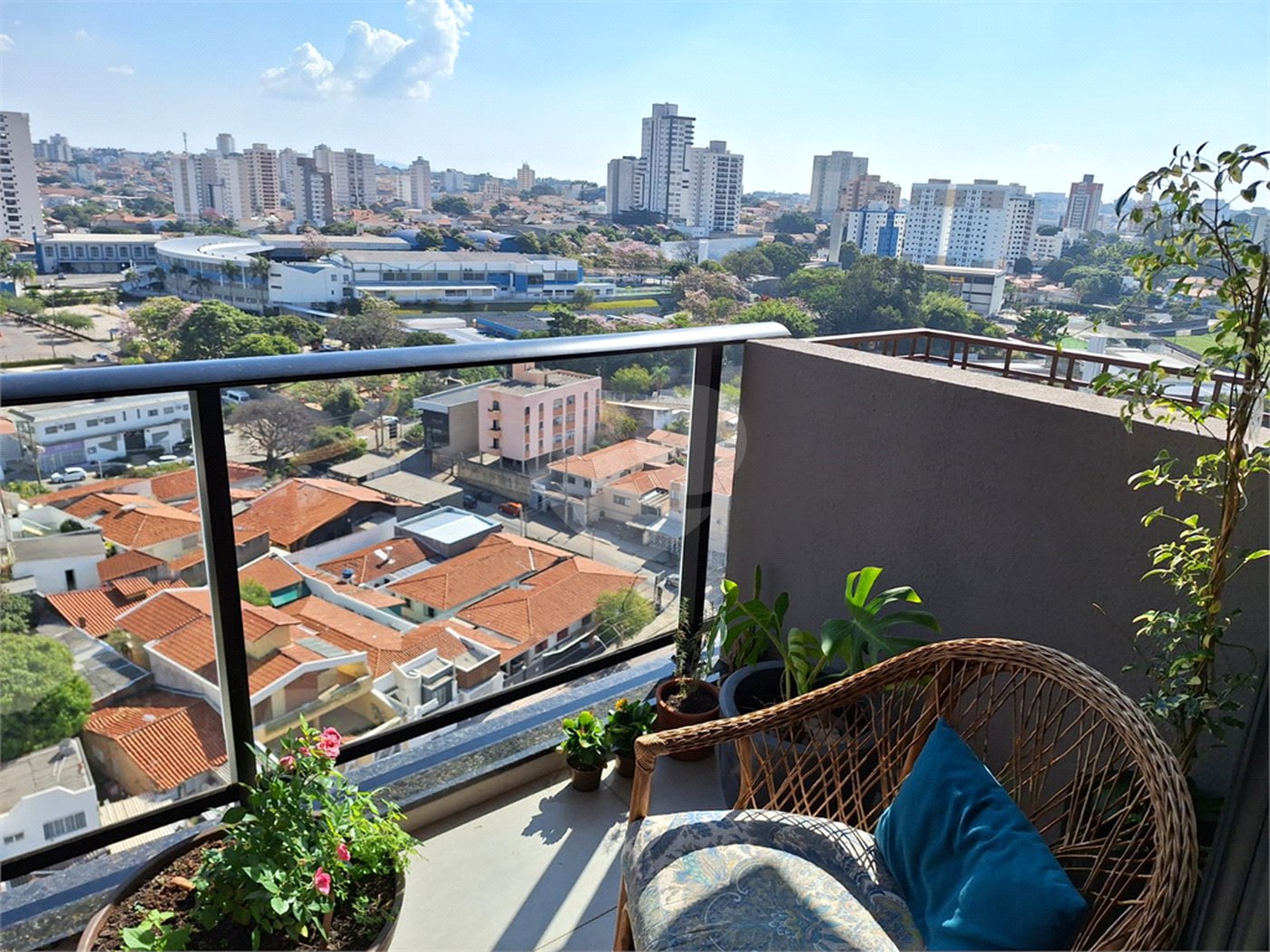 Apartamento à venda com 3 suítes em Jardim Paulistano, Sorocaba, SP