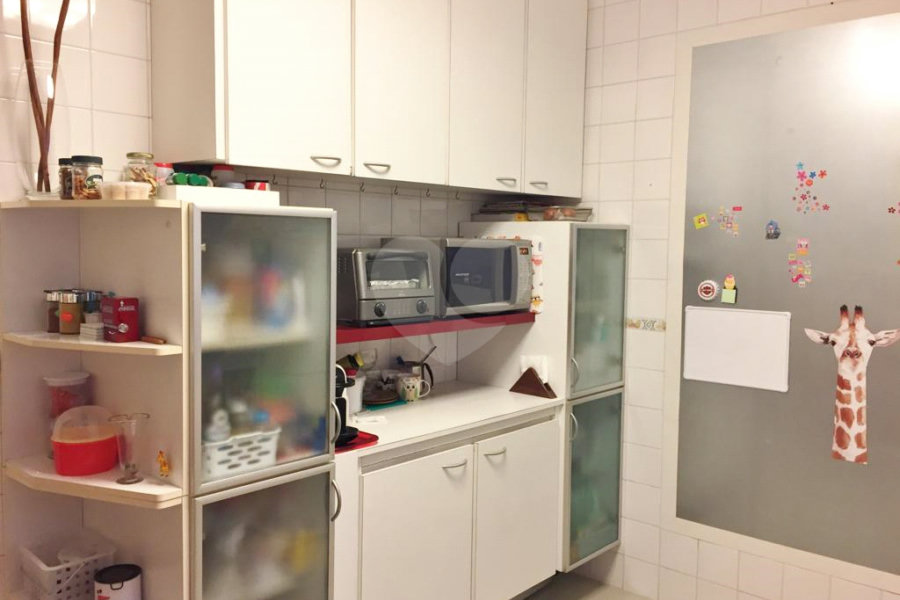 Casa à venda com 2 quartos, sendo 1 suíte, no condomínio Villas de São Francisco I, São Paulo - SP