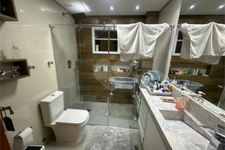 Apartamento à venda com 3 quartos, sendo 1 suíte, em Cambuci, São Paulo, SP