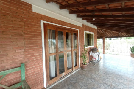 Casa à venda com 3 quartos, sendo 1 suíte,  em Estância Conceição, Itapetininga, SP