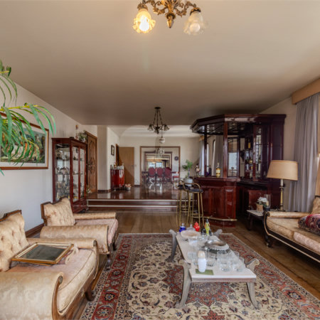 Apartamento à venda com 3 suítes em Moema, São Paulo, SP