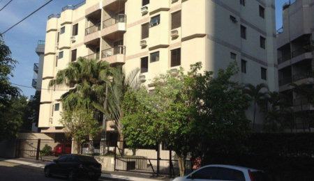 Apartamento à venda com 2 quartos, sendo 1 suíte,  em Vila Luis Antônio, Guarujá, SP