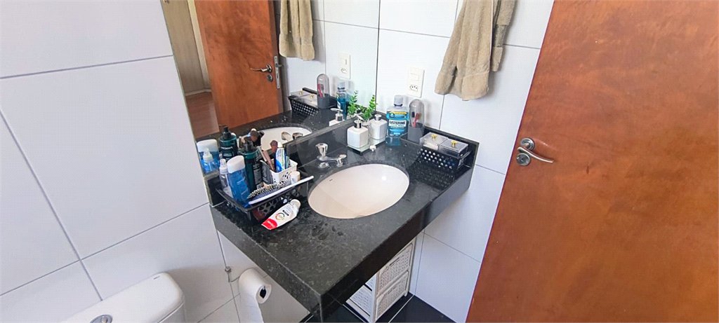 Sobrado à venda com 3 quartos, sendo 1 suíte, em Vila Butantã, São Paulo, SP