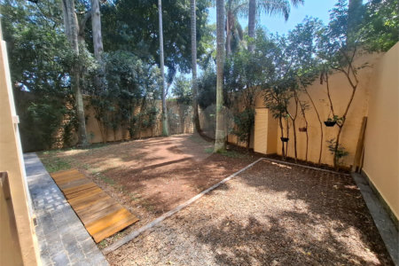 Casa para alugar com 4 quartos, sendo 2 suítes, no condomínio Palm Garden, São Paulo - SP