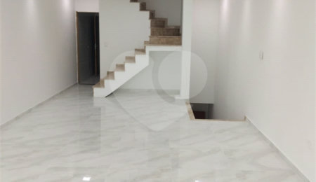 Casa à venda com 3 suítes no condomínio Severino Coelho, São Paulo - SP