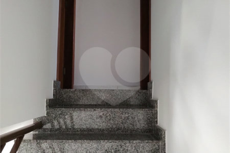 Sobrado à venda com 2 suítes em Vila Medeiros, São Paulo, SP