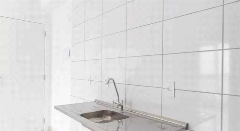 Apartamento com 50m², 2 dormitórios, 1 vaga, á venda em Itaquera.
