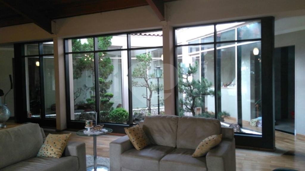 Casa Térrea à venda com 4 suítes em Jardim Floresta, São Paulo, SP