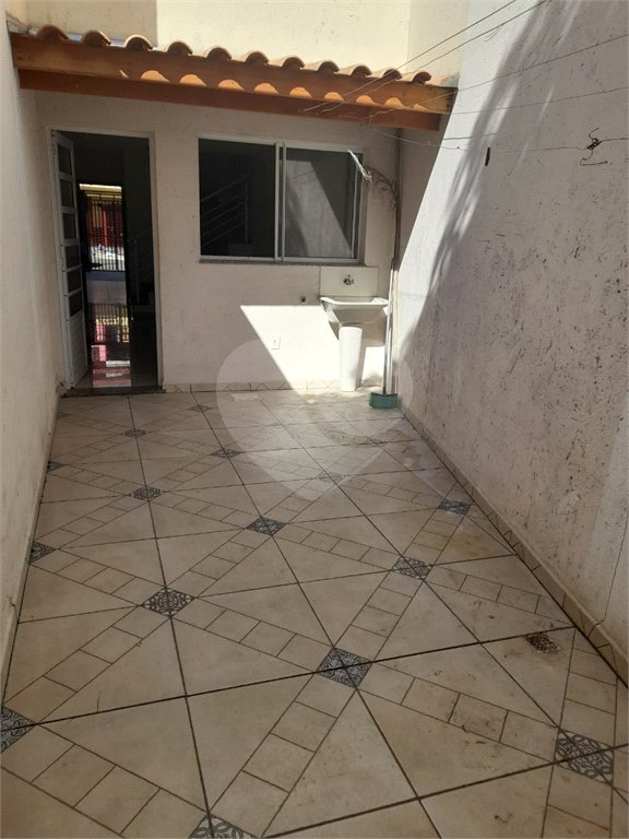 Sobrado à venda com 2 suítes em Jardim Nely, Indaiatuba, SP