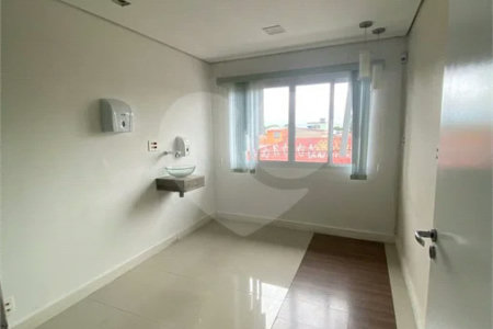 Casa à venda no Jardim Aida, com 137 m²