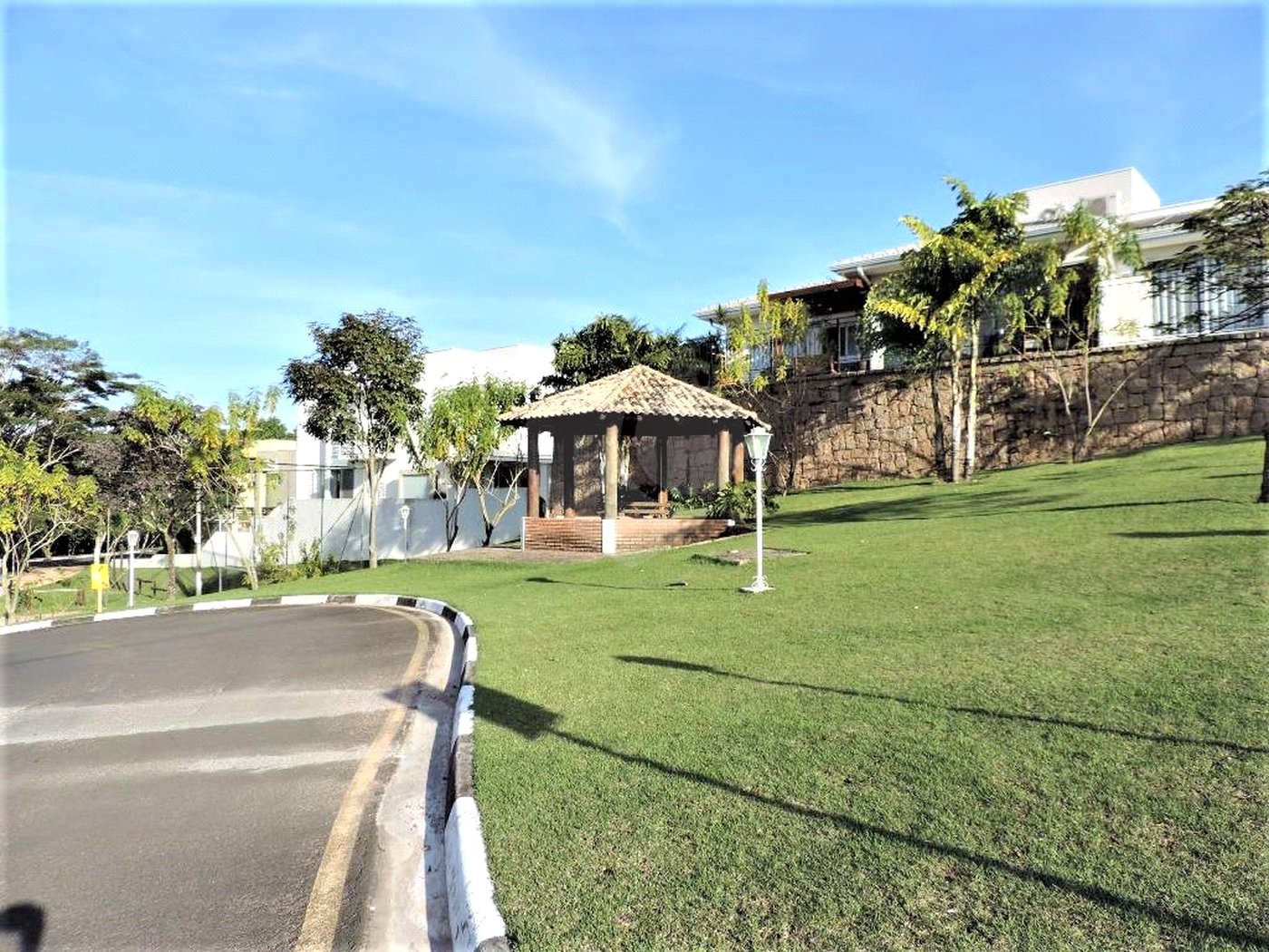Terreno à venda no condomínio Terras de São Francisco, Vinhedo - SP