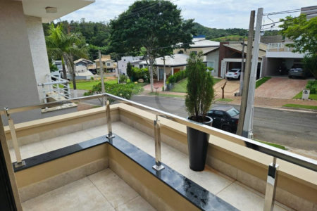Casa à venda com 3 quartos, sendo 4 suítes, no condomínio Reserva dos Vinhedos, Louveira - SP