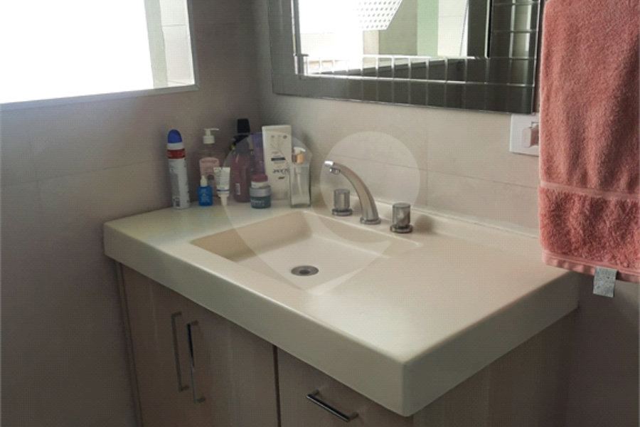 Sobrado à venda com 3 quartos, sendo 1 suíte, em Água Fria, São Paulo, SP