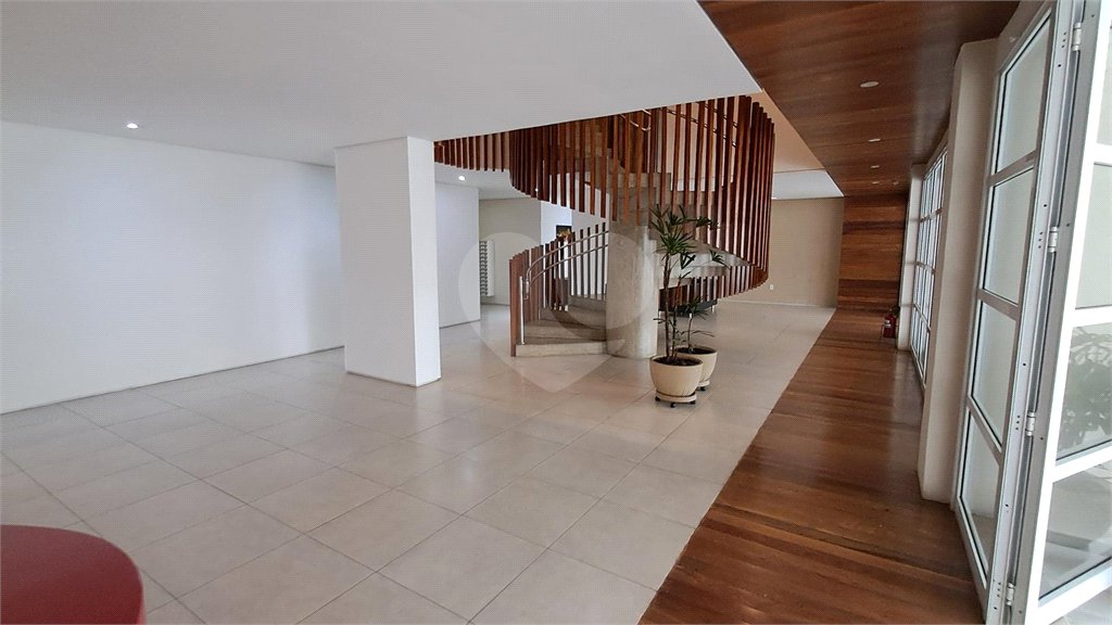 Apartamento à venda ou para alugar com 1 suíte em Vila Cordeiro, São Paulo, SP