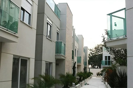 Casa à venda com 4 quartos, sendo 2 suítes, no condomínio Melbourne Residence, São Paulo - SP