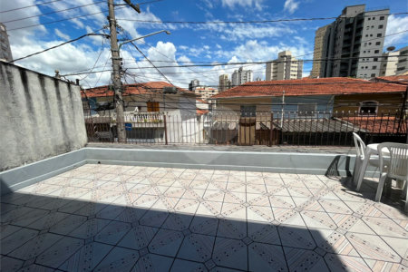 Sobrado à venda com 3 quartos, sendo 1 suíte, em Vila Paulicéia, São Paulo, SP