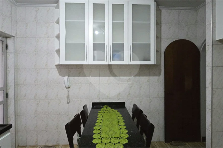 Casa à venda com 3 quartos, sendo 1 suíte, em Morumbi, São Paulo, SP