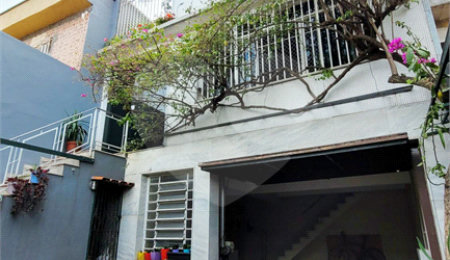 Sobrado à venda com 4 quartos, sendo 2 suítes,  em Parada Inglesa, São Paulo, SP