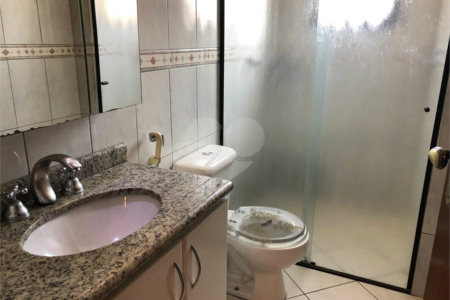 Casa à venda com 3 quartos, sendo 1 suíte, em Nova Petrópolis, São Bernardo do Campo, SP