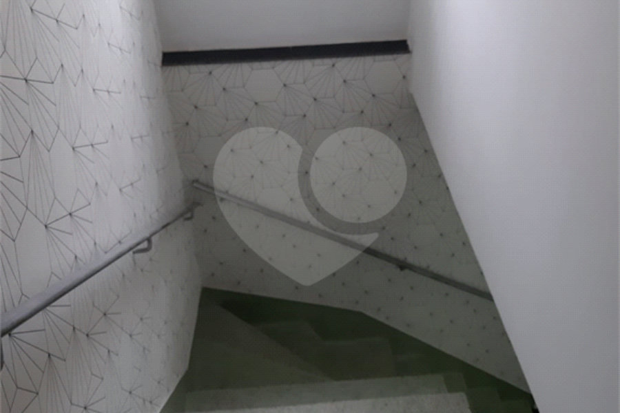Casa à venda com 4 quartos em Jardim Peri, São Paulo, SP
