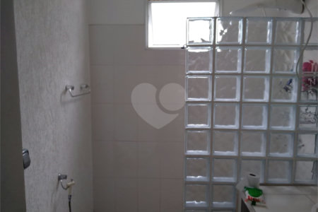 Casa à venda com 5 quartos, sendo 1 suíte,  em Cambuci, São Paulo, SP