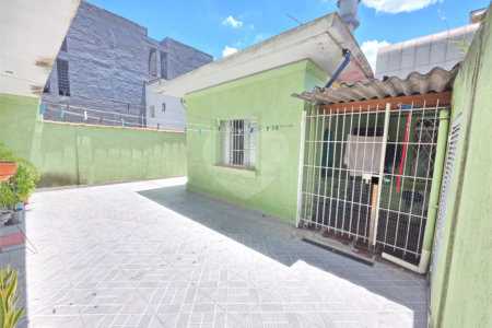 Casa à venda com 3 quartos, sendo 1 suíte,  em Ferreira, São Paulo, SP