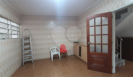 Sobrado à venda com 3 quartos, sendo 1 suíte, em Vila Darli, São Paulo, SP