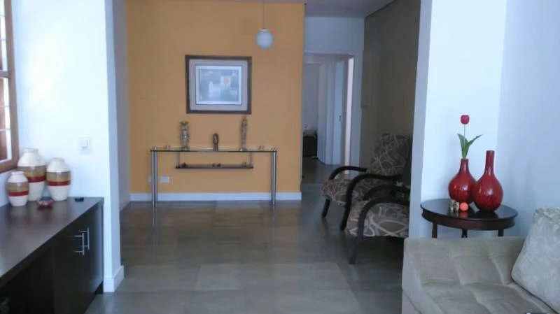 Casa à venda com 3 suítes em Jardim Jussara, São Paulo, SP