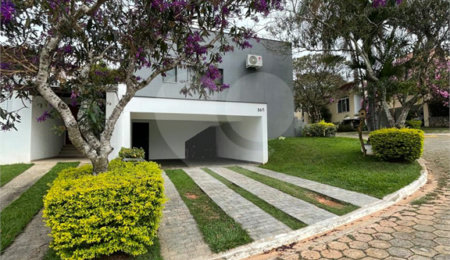 Casa à venda com 4 quartos, sendo 3 suítes,  no condomínio Bosque Sâo Francisco, Votorantim - SP
