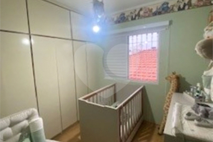 Sobrado à venda com 4 quartos, sendo 1 suíte, em Parque Edu Chaves, São Paulo, SP