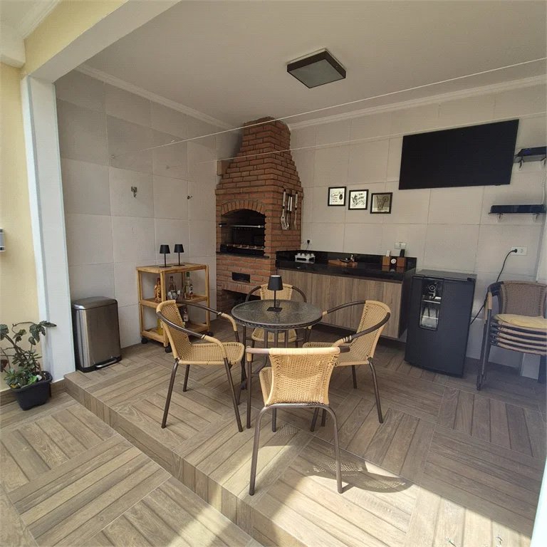Sobrado à venda com 2 quartos em Jardim Martinica, São Paulo, SP