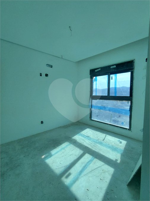 Apartamento à venda com 3 suítes em Jardim Leonor Mendes de Barros, São Paulo, SP