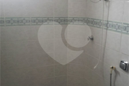 Sobrado à venda ou para alugar com 4 quartos, sendo 2 suítes, em Vila Congonhas, São Paulo, SP