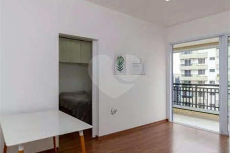 Apartamento à venda com 1 quarto em Vila Regente Feijó, São Paulo, SP