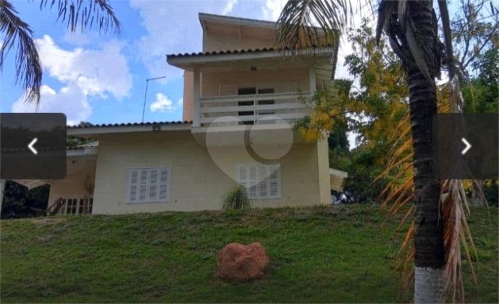 Chácara à venda ou para alugar com 4 quartos, sendo 1 suíte, em Vila Omízollo, Louveira, SP