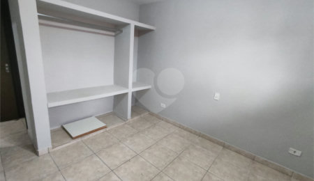 Casa à venda ou para alugar com 3 suítes em Santana, São Paulo, SP