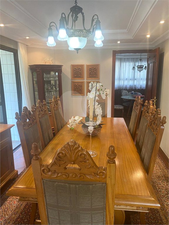 Apartamento à venda com 3 suítes em Jardim Londrina, São Paulo, SP