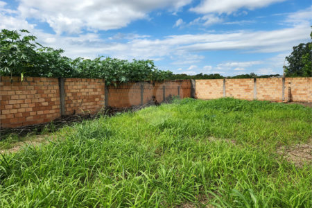 Terreno à venda em Parque Alvorada, Araraquara, SP